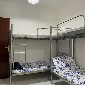Brand New Boys 5 Min Walk From Burjuman Metro Station Exit-4 With Brand New Furnishings & Free Facilities Хостел Дубай